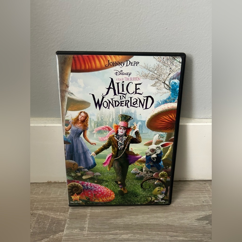 🍀5 for $25🍀 “Alice in Wonderland” Disney DVD
